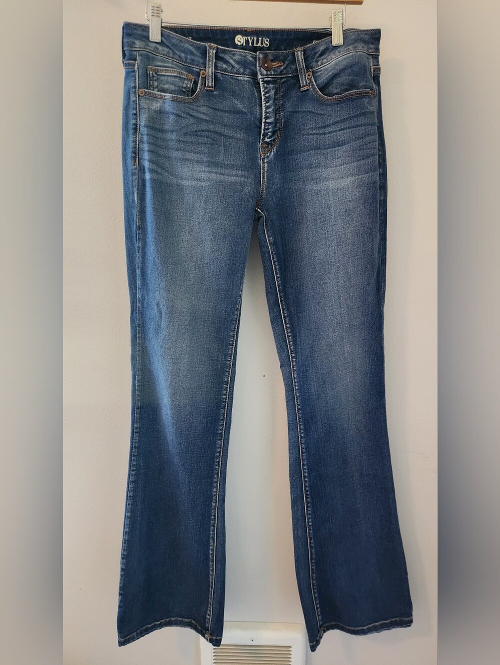 Cute Bootcut Stylus Jeans (29/8)